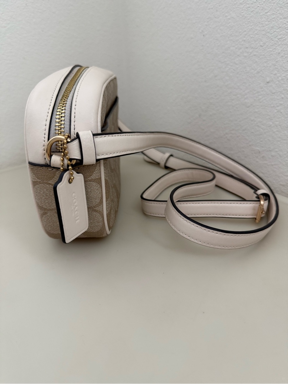 Coach Beige Signature Canvas Crossbody with white outline - Picture 2 of 8